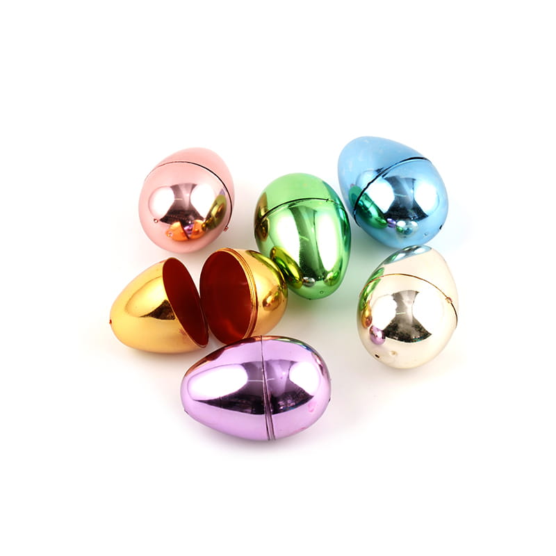 Plastic plastic speelgoed voor paaseieren.